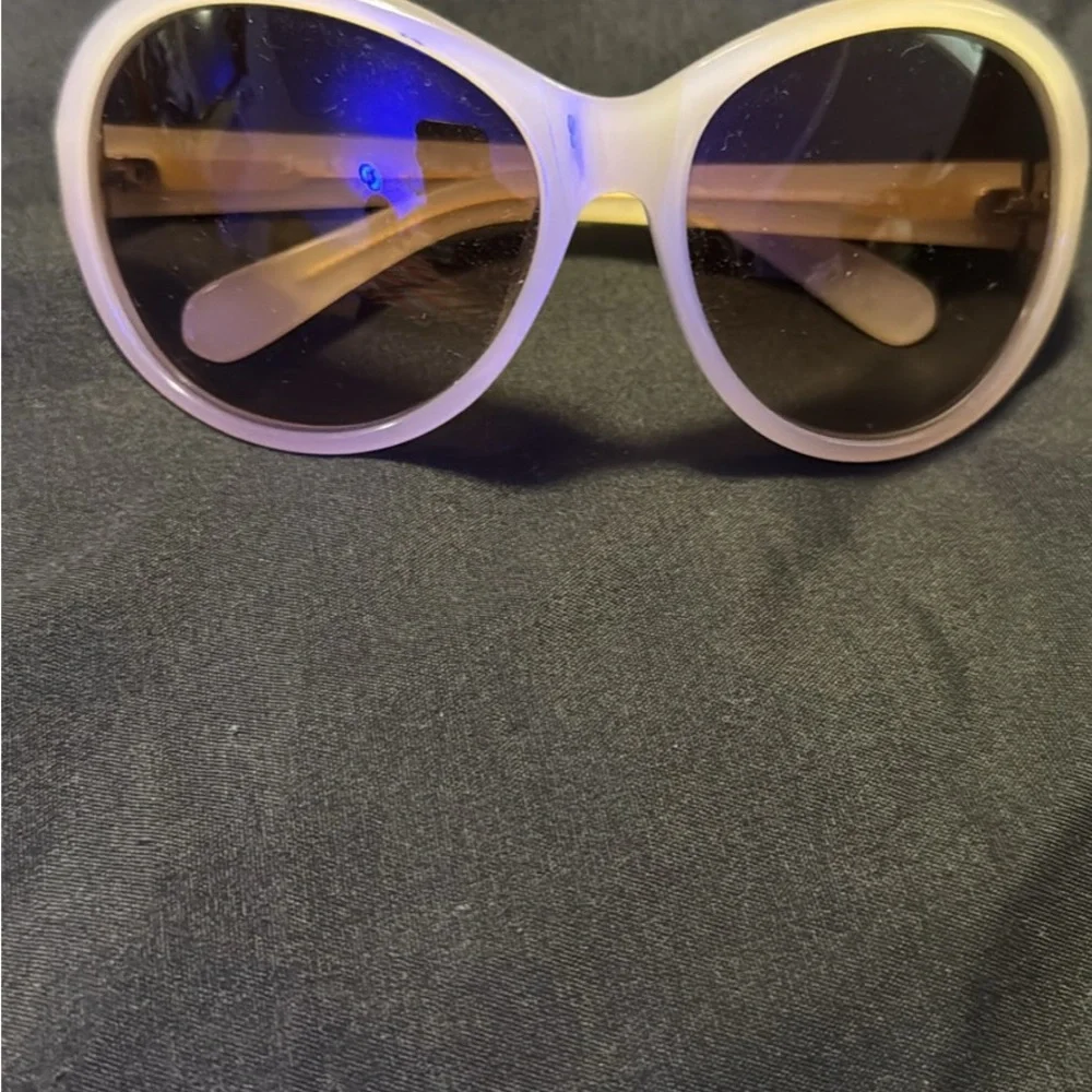 Juicy Couture ivory and Gold Sunglasses - Picture 1 of 2